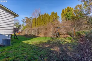 1645 SW 27th St, Gresham, OR 97080 - Photo 41