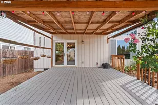 240 E Jersey St, Gladstone, OR 97027 - Photo 31