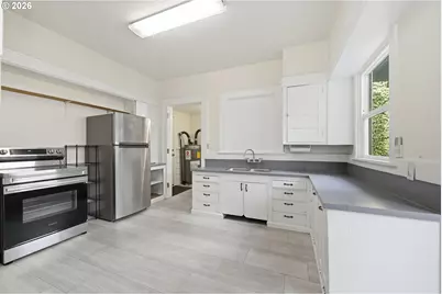 245 W 13th Ave, Eugene, OR 97401 - Photo 11