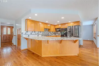 10933 NE Sherwood Dr, Vancouver, WA 98686 - Photo 9