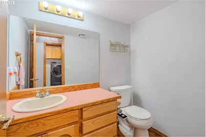 10933 NE Sherwood Dr, Vancouver, WA 98686 - Photo 11