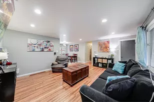 2725 SE 166th Ave, Portland, OR 97236 - Photo 7