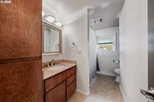 2725 SE 166th Ave, Portland, OR 97236 - Photo 17