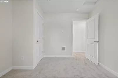 9281 E Burnside St, Portland, OR 97216 - Photo 15