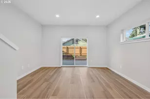 9281 E Burnside St, Portland, OR 97216 - Photo 7