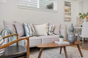 9281 E Burnside St, Portland, OR 97216 - Photo 15