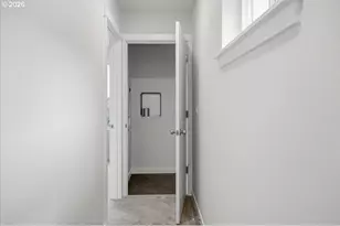 9281 E Burnside St, Portland, OR 97216 - Photo 29