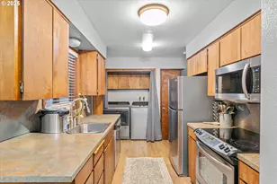 8845 SE 40th Ave, Milwaukie, OR 97222 - Photo 7