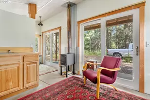 24 Meadows Loop, Lyle, WA 98635 - Photo 5