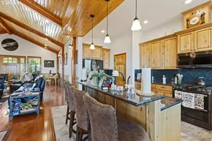 1757 Riddle By Pass Rd, Riddle, OR 97469 - Photo 9