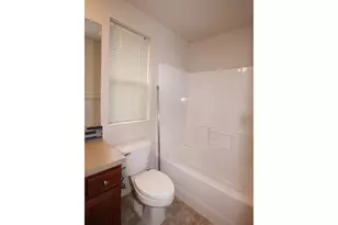 12140 SE Bush St, Portland, OR 97266 - Photo 9