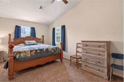 459 Lydia St, Yoncalla, OR 97499 - Photo 9