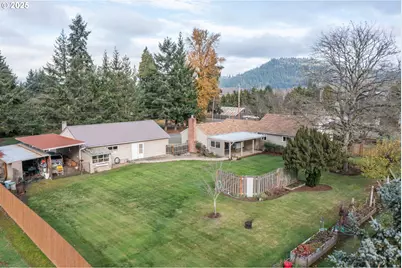 1110 Cascade Dr, Lebanon, OR 97355 - Photo 3