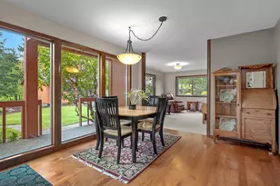 10647 NW Brooks Rd, Portland, OR 97231 - Photo 11