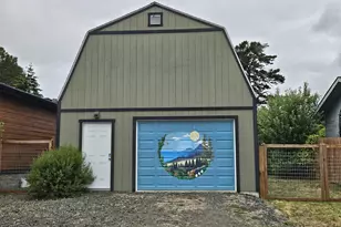 900 Railroad Ave, Lakeside, OR 97449 - Photo 21