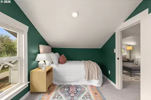 3645 SE Center St, Portland, OR 97202 - Photo 21