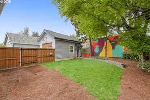 3645 SE Center St, Portland, OR 97202 - Photo 31
