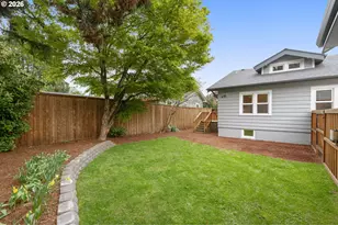 3645 SE Center St, Portland, OR 97202 - Photo 29