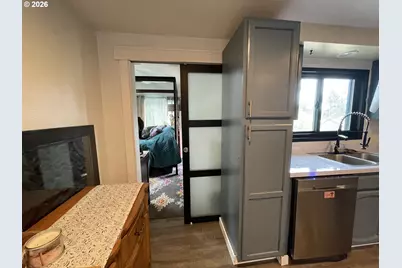2220 Maine Ct, North Bend, OR 97459 - Photo 15