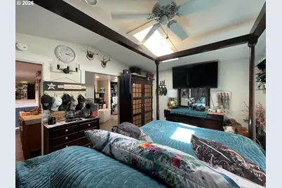 2220 Maine Ct, North Bend, OR 97459 - Photo 17