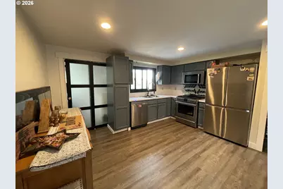 2220 Maine Ct, North Bend, OR 97459 - Photo 13