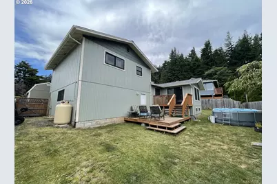 2220 Maine Ct, North Bend, OR 97459 - Photo 43