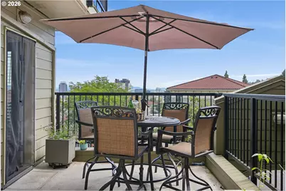 315 NW Uptown Ter #A1, Portland, OR 97210 - Photo 25
