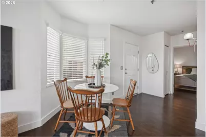 315 NW Uptown Ter #A1, Portland, OR 97210 - Photo 15