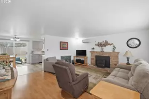 1125 Delrose Dr, Springfield, OR 97477 - Photo 5