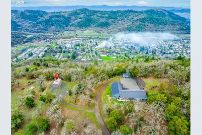 658 Ryan Heights Ln, Roseburg, OR 97470 - Photo 35