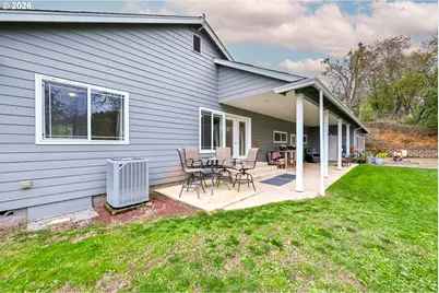 658 Ryan Heights Ln, Roseburg, OR 97470 - Photo 33