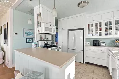 1093 NW 8th St, Lincoln City, OR 97367 - Photo 13