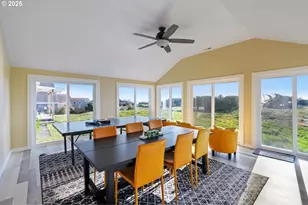 259 S Pacific St, Rockaway Beach, OR 97136 - Photo 11
