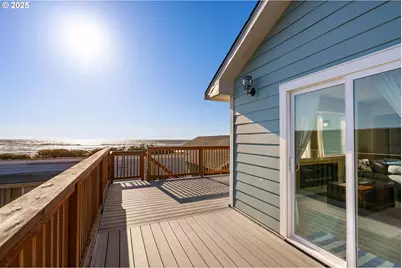 259 S Pacific St, Rockaway Beach, OR 97136 - Photo 31