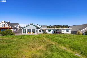 259 S Pacific St, Rockaway Beach, OR 97136 - Photo 3