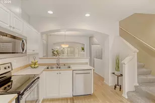 13810 SW Scholls Ferry Rd, Beaverton, OR 97007 - Photo 9