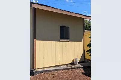 21100 NE Sandy Blvd #36, Fairview, OR 97024 - Photo 15