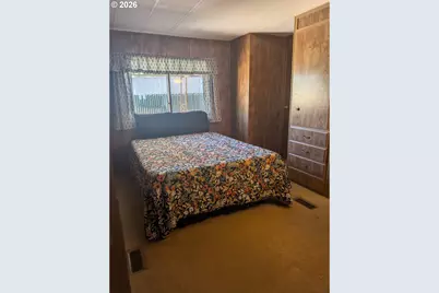 21100 NE Sandy Blvd #36, Fairview, OR 97024 - Photo 15