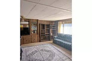 21100 NE Sandy Blvd, Fairview, OR 97024 - Photo 9