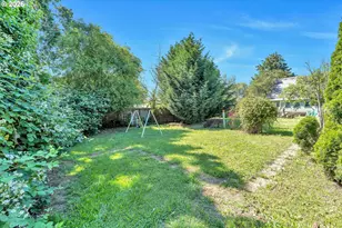 10510 SE Harold St, Portland, OR 97266 - Photo 35
