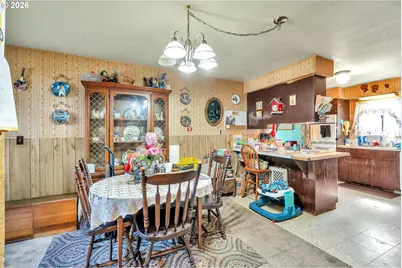 10510 SE Harold St, Portland, OR 97266 - Photo 11
