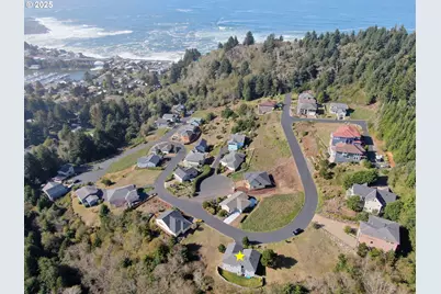 220 NE Spring Ave, Depoe Bay, OR 97341 - Photo 33