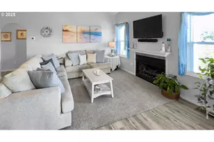 220 NE Spring Ave, Depoe Bay, OR 97341 - Photo 9