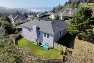 220 NE Spring Ave, Depoe Bay, OR 97341 - Photo 5