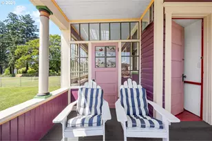 221 Main St, Riddle, OR 97469 - Photo 11