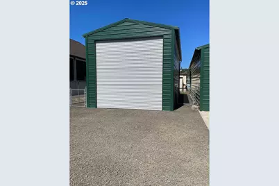 221 Main St, Riddle, OR 97469 - Photo 39