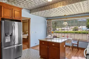 221 Main St, Riddle, OR 97469 - Photo 21