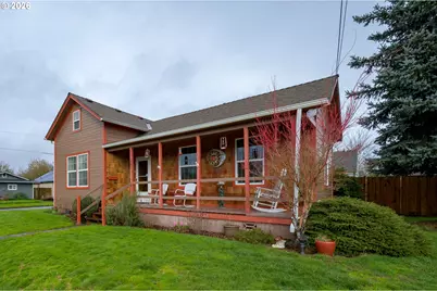 341 NW 10th St, McMinnville, OR 97128 - Photo 3