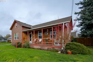 341 NW 10th St, McMinnville, OR 97128 - Photo 3