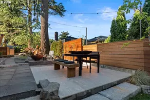 7642 SE Harrison St, Portland, OR 97215 - Photo 37